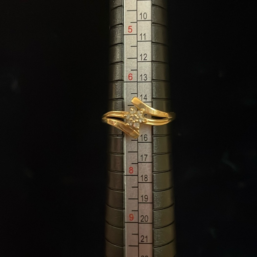 Ladies ring